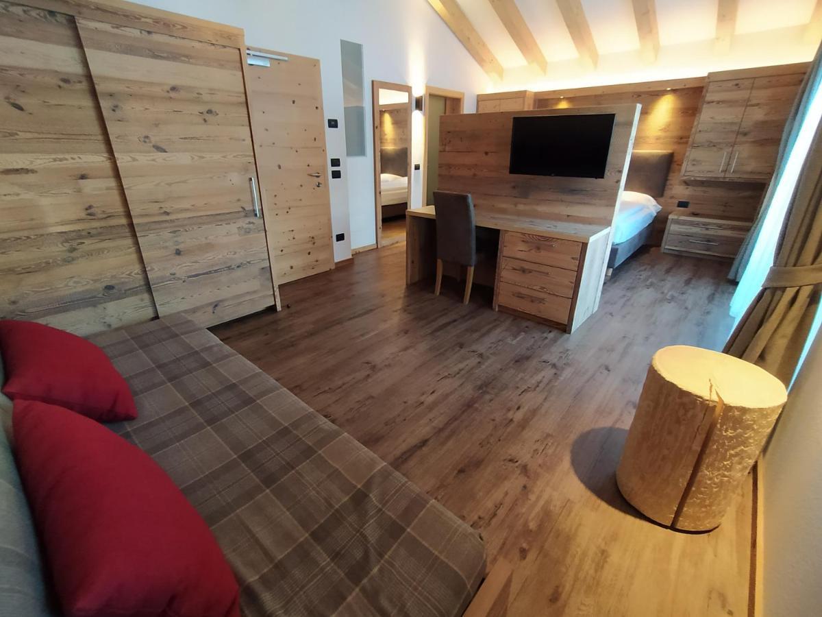 Hotel Flora Alpina Campitello di Fassa Exteriér fotografie
